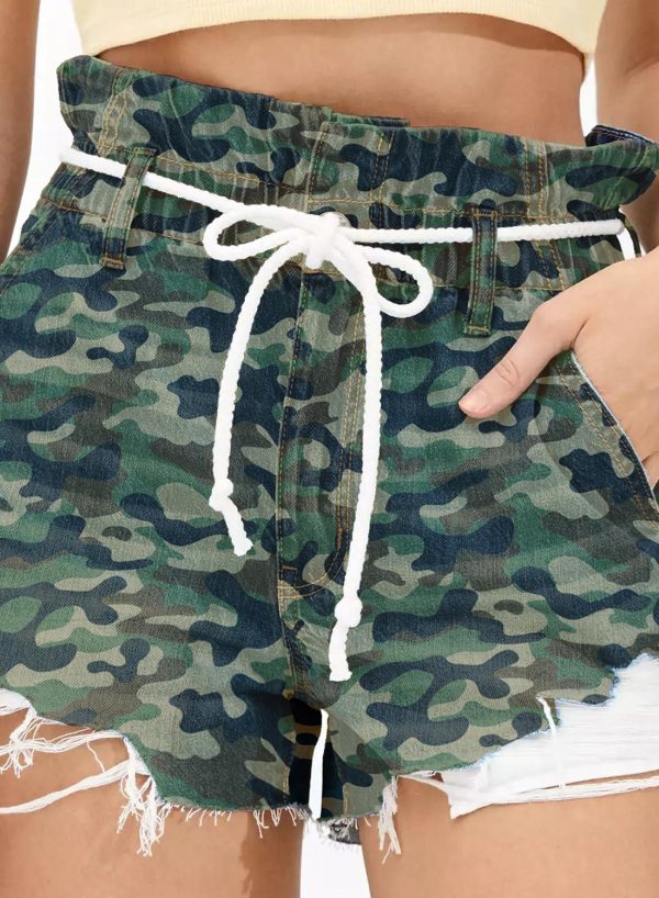 Women's Shorts Belted Camouflage Print Shorts